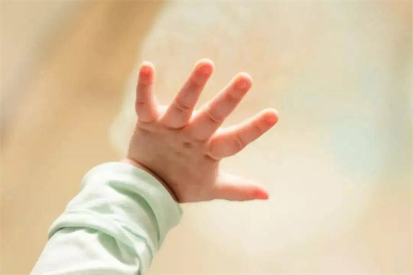 北京专业育儿嫂公司推荐_育儿嫂应具备什么技能(图2) 北京专业育儿嫂公司推荐_育儿嫂应具备什么技能(图2)